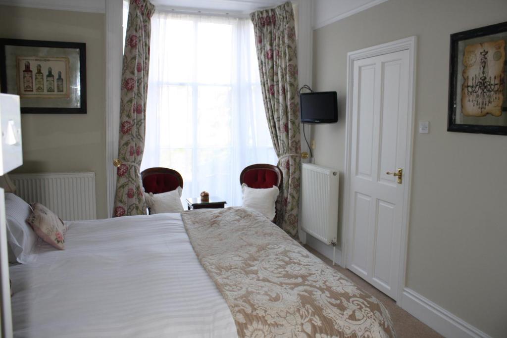Holmwood House Guest Accommodation York Room photo
